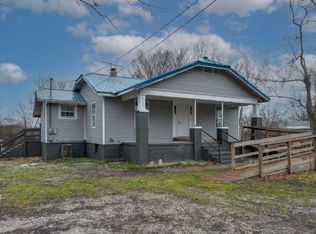 2735 N Fort Ave, Springfield, MO 65803