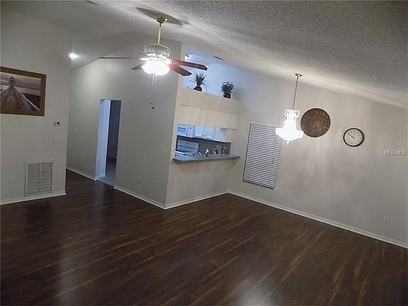 3rd image of 1438 Mohrlake Dr