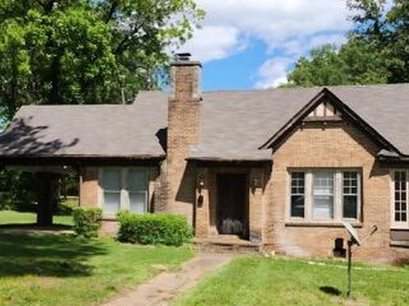 1900 Alta Woods Blvd, Jackson, MS 39204
