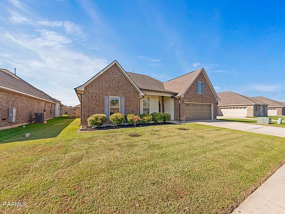 3rd image of 619 Bay Meadow Ln