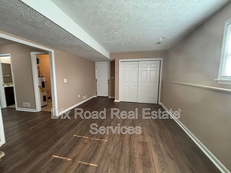 4107 Central Ave — Photo 25
