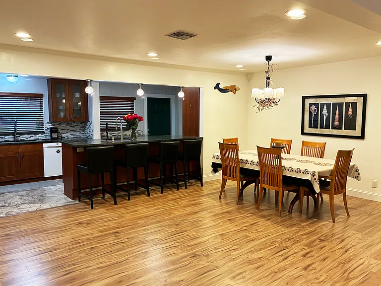 1226 Twin Palm Dr — Photo 10