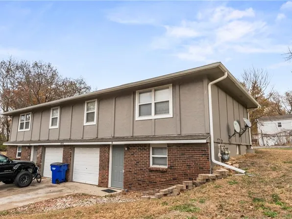 409 NE Westwind Dr, Lees Summit, MO 64086