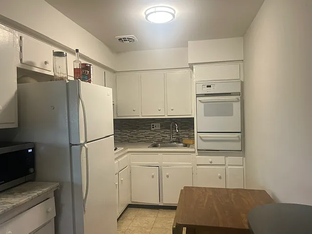 10006 Jeanes St #1 — Photo 1