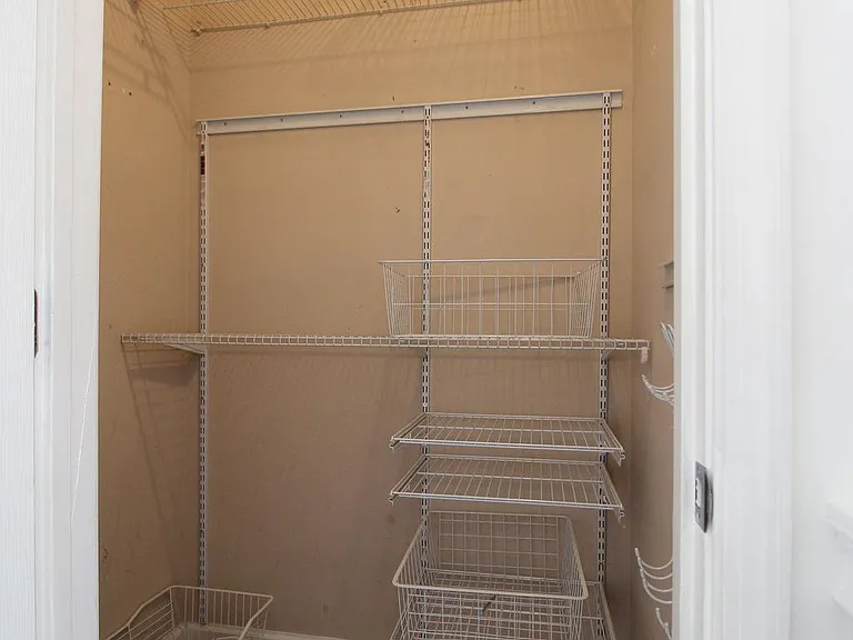 2965 Chinkapin Oak Ln — Photo 4