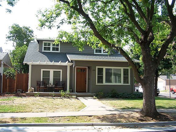 2nd image of 600 San Antonio Way