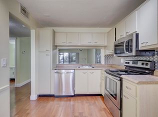 6575 W Oakland Park Blvd APT 103, Lauderhill, FL 33313