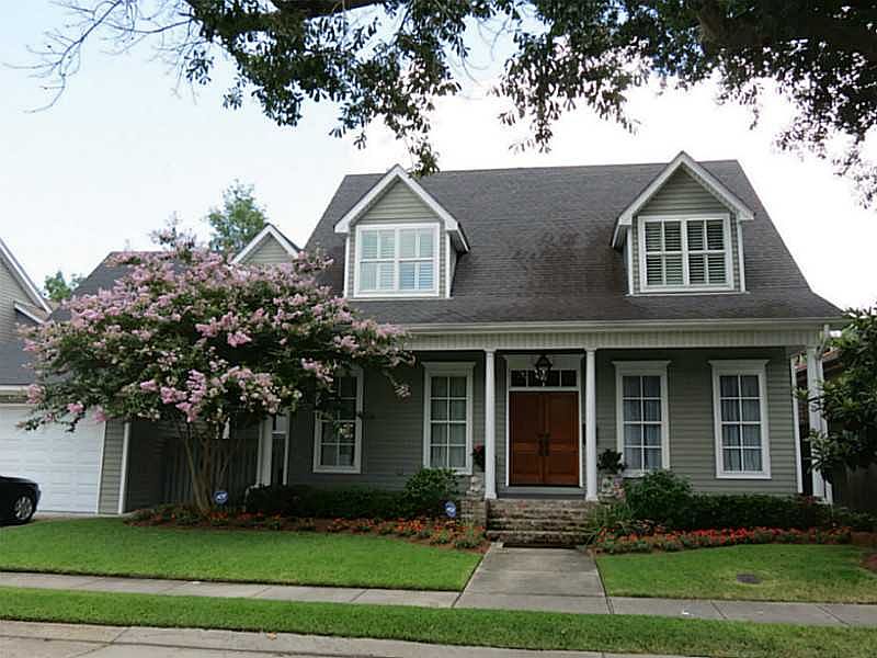 1st image of 34 Beverly Garden Dr