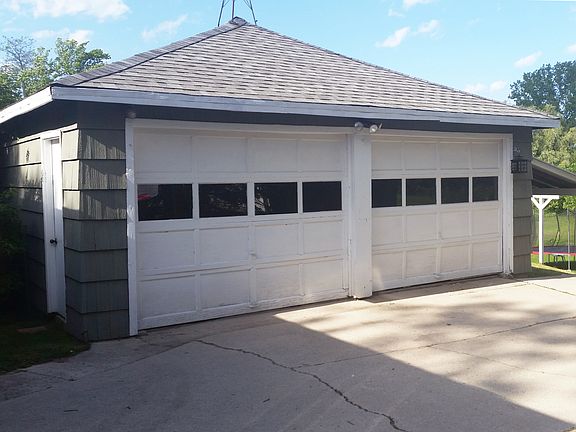 2 car garage