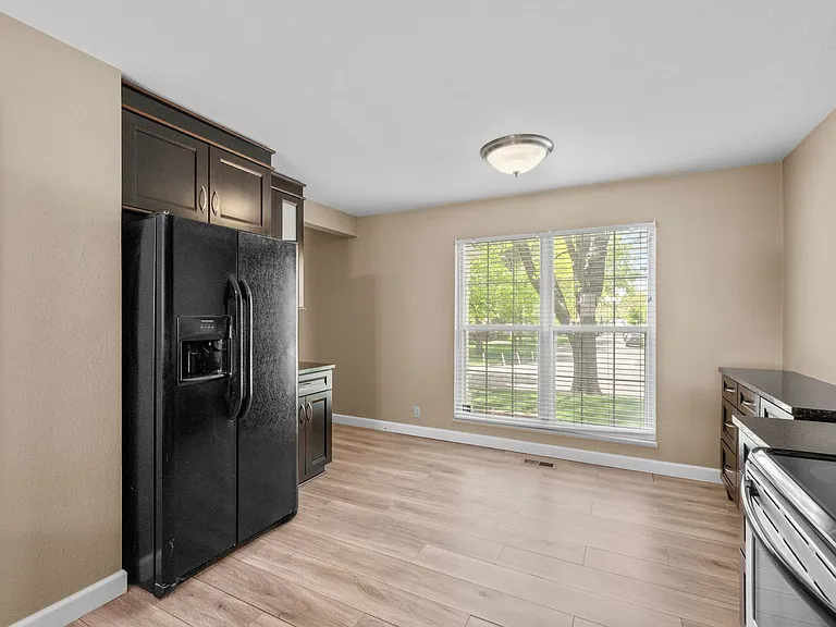 2700 Perry St — Photo 28