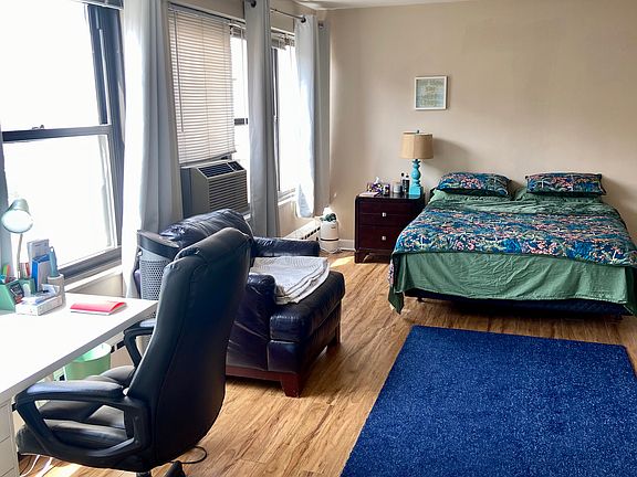 2nd image of 3420 N Lake Shore Dr APT 12J