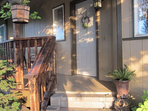 4th image of 523 Merclyn Ln