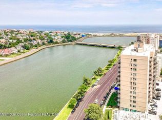 510 Deal Lake Dr APT 3D, Asbury Park, NJ 07712