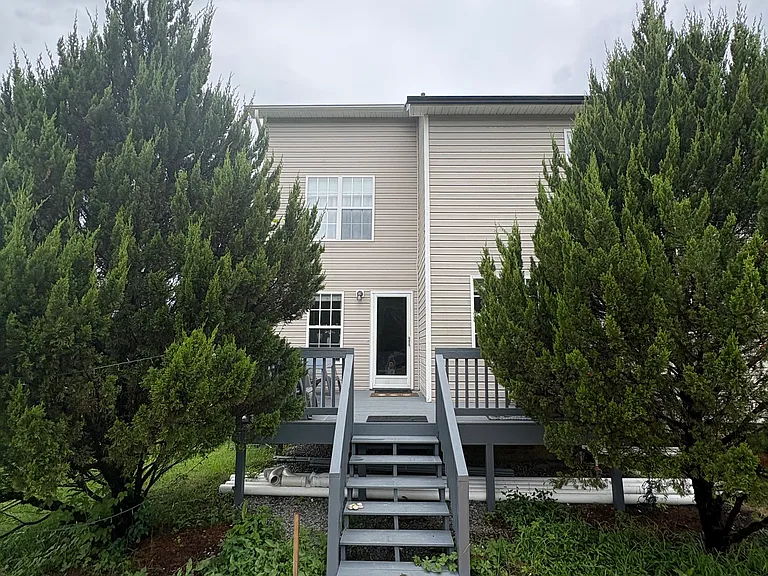 143 Beadle Ct — Photo 17