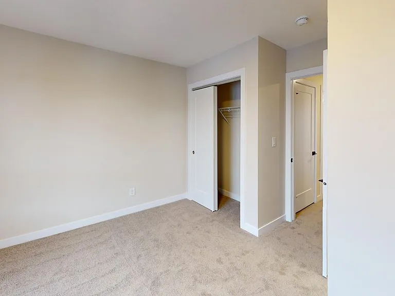 4703 32nd Ave — Photo 106