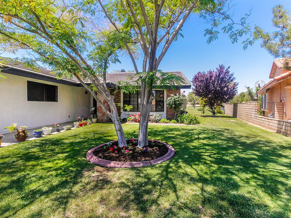 1st image of 27850 Jasmine Ln