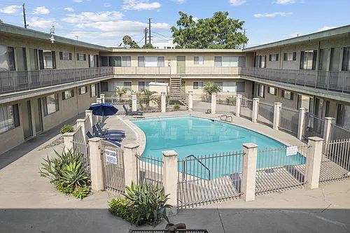 Floor plan 2 Bed 1 Bath Small