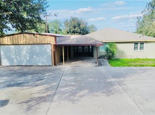 8201 E Curry Rd, Edinburg, TX 78542