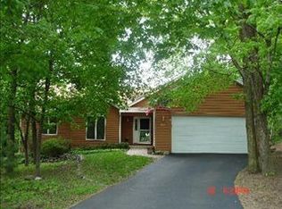 722 Nordic Ct, Batavia, IL