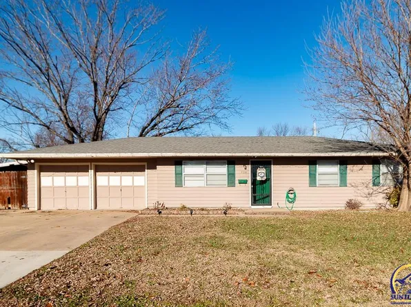 4032 SW 34th St, Topeka, KS 66614