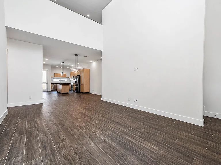 5519 Paraiso Pl — Photo 8