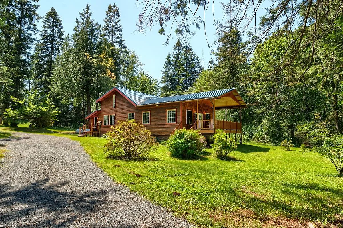 3 bed, 1864 sqft, $3,500 — Photo 1