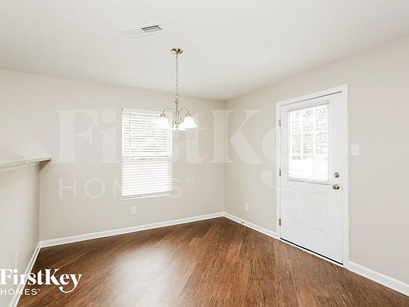 4th image of 1434 Waterlily Ln