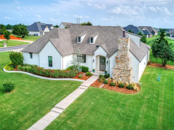2120 Treviso Ct, Edmond, OK 73034