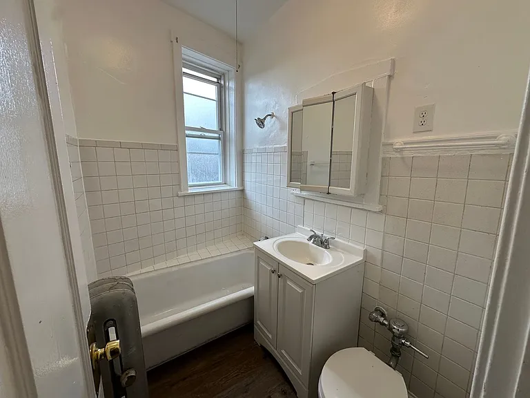 7018 N Sheridan Rd #3G — Photo 9