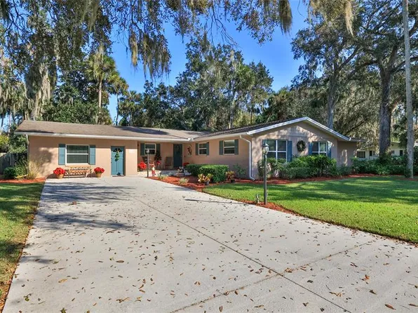 515 Oliver Dr, New Smyrna Beach, FL 32168