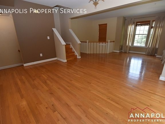 5th image of 888 Stonehurst Ct