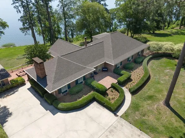 507 Saint Francis Rd, Eufaula, AL 36027