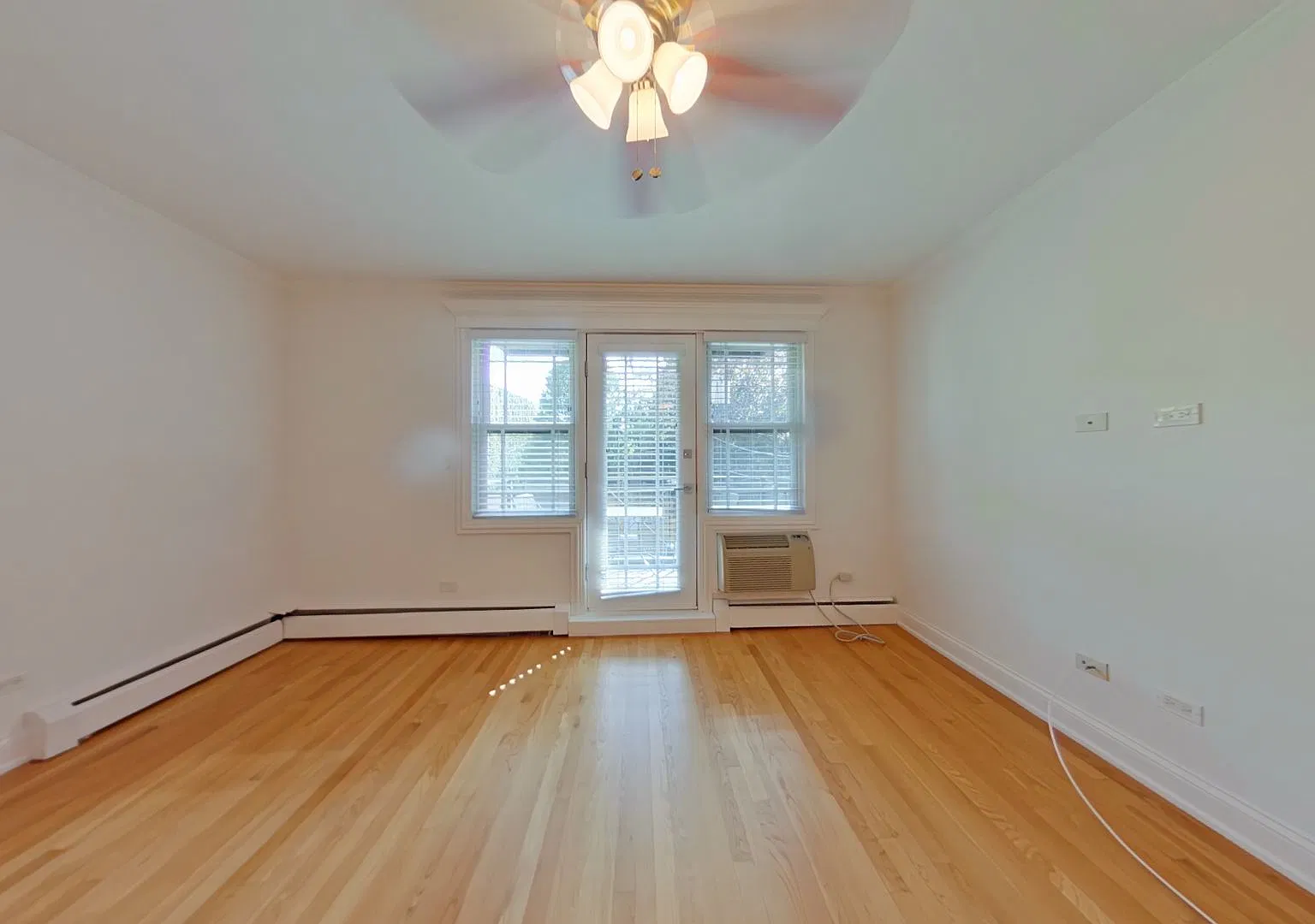625 Deming — Photo 2