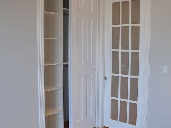 5th image of 809 W 177th St APT 3C