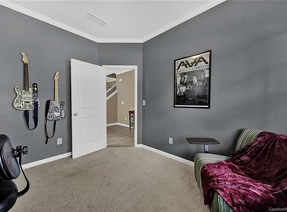 4th image of 825 Dantzler Ct