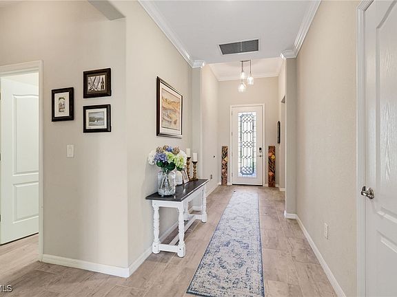 4th image of 9778 Mirada Blvd