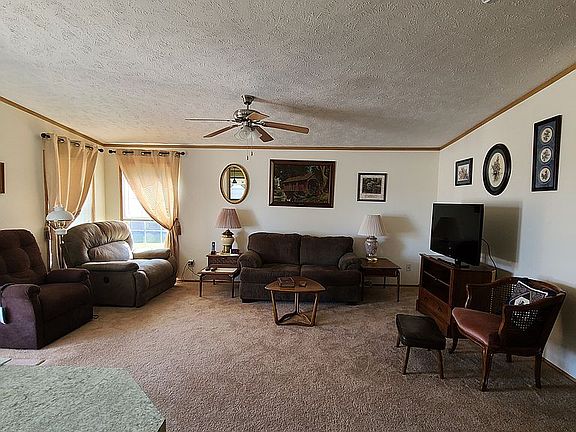 3rd image of 125 Serenity Cir