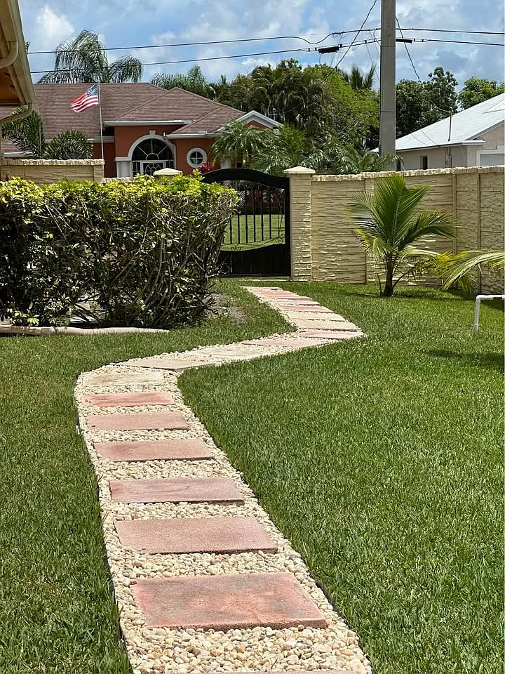 SW Edinburgh Dr, Port Saint Lucie — Photo 2