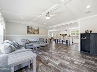 132 LAKE LUCY Court, Interlachen, FL 32148