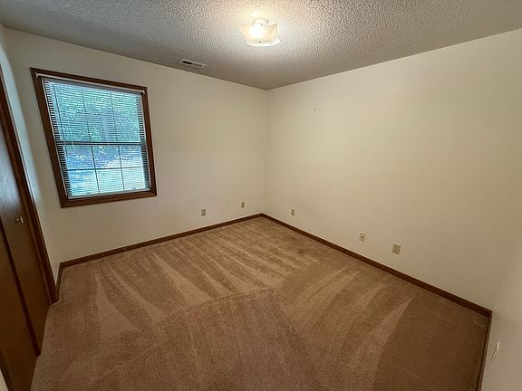 3rd image of 1102 Zoll St #1102