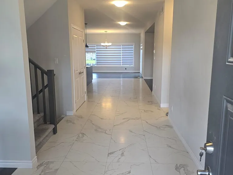 4087 Campbell St N — Photo 9