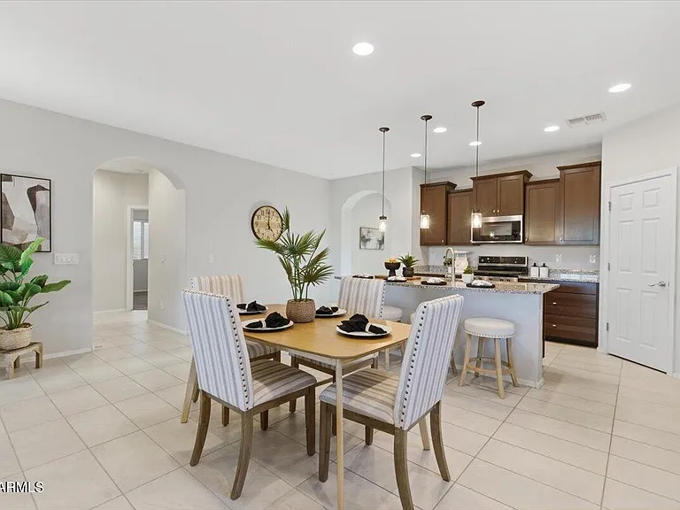 3745 N Astoria Dr — Photo 11