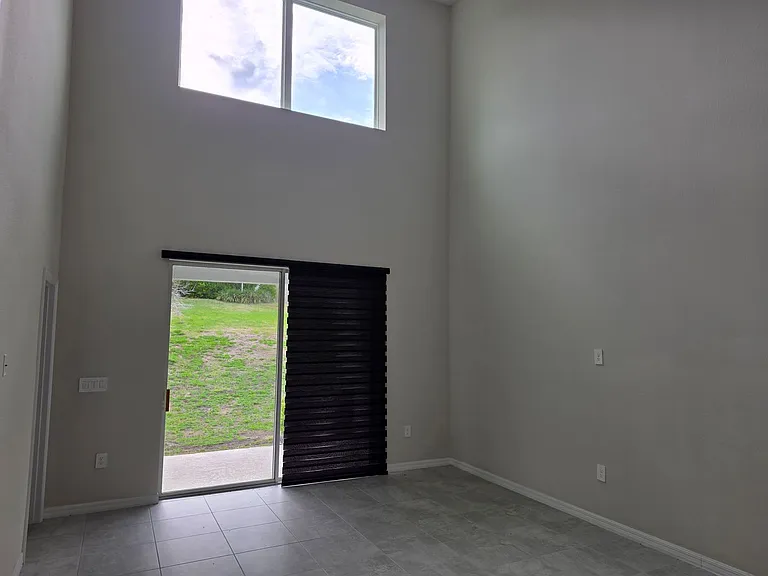 2865 High Pointe St — Photo 23