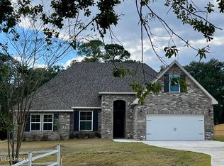 13797 E East El Bonito Dr, Ocean Springs, MS 39564