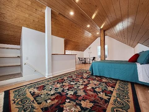 4th image of 11346 S Avenue G