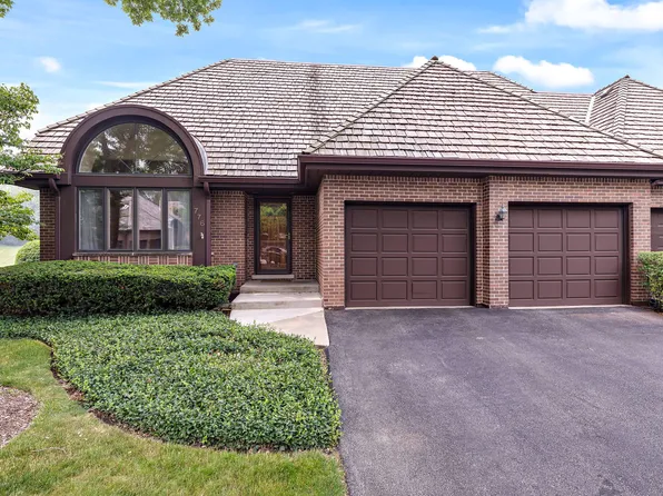 776 Ruth Lake Ct, Hinsdale, IL 60521