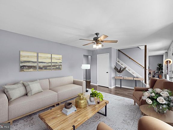 5th image of 21677 Maple Dr