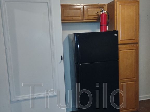 5th image of 2906 Alabama Dr Unit B
