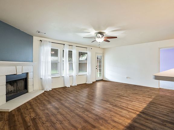 3rd image of 4306 Wood Stone Cir