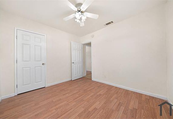 5th image of 3090 34th Ave